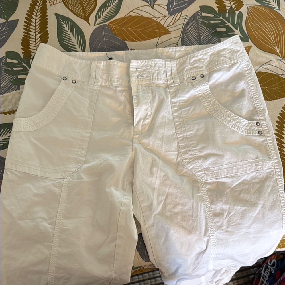 INC white cargo capri pants